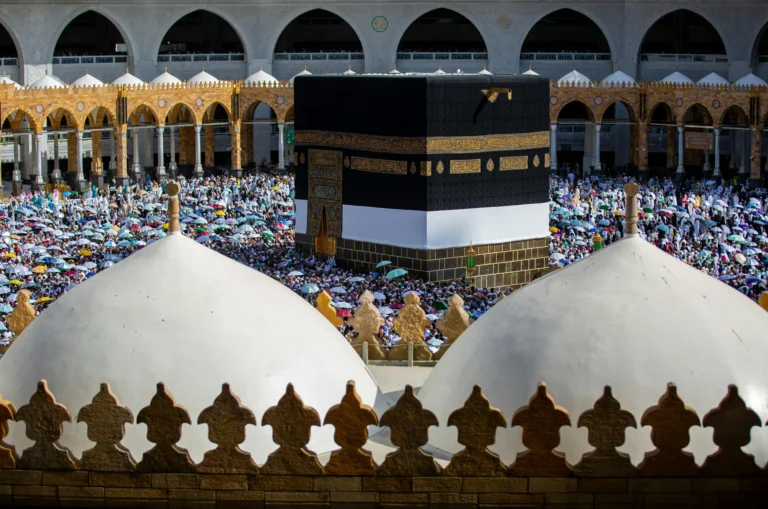 Photo by SULTAN: https://www.pexels.com/photo/crowd-of-pilgrims-around-kaaba-18351141/